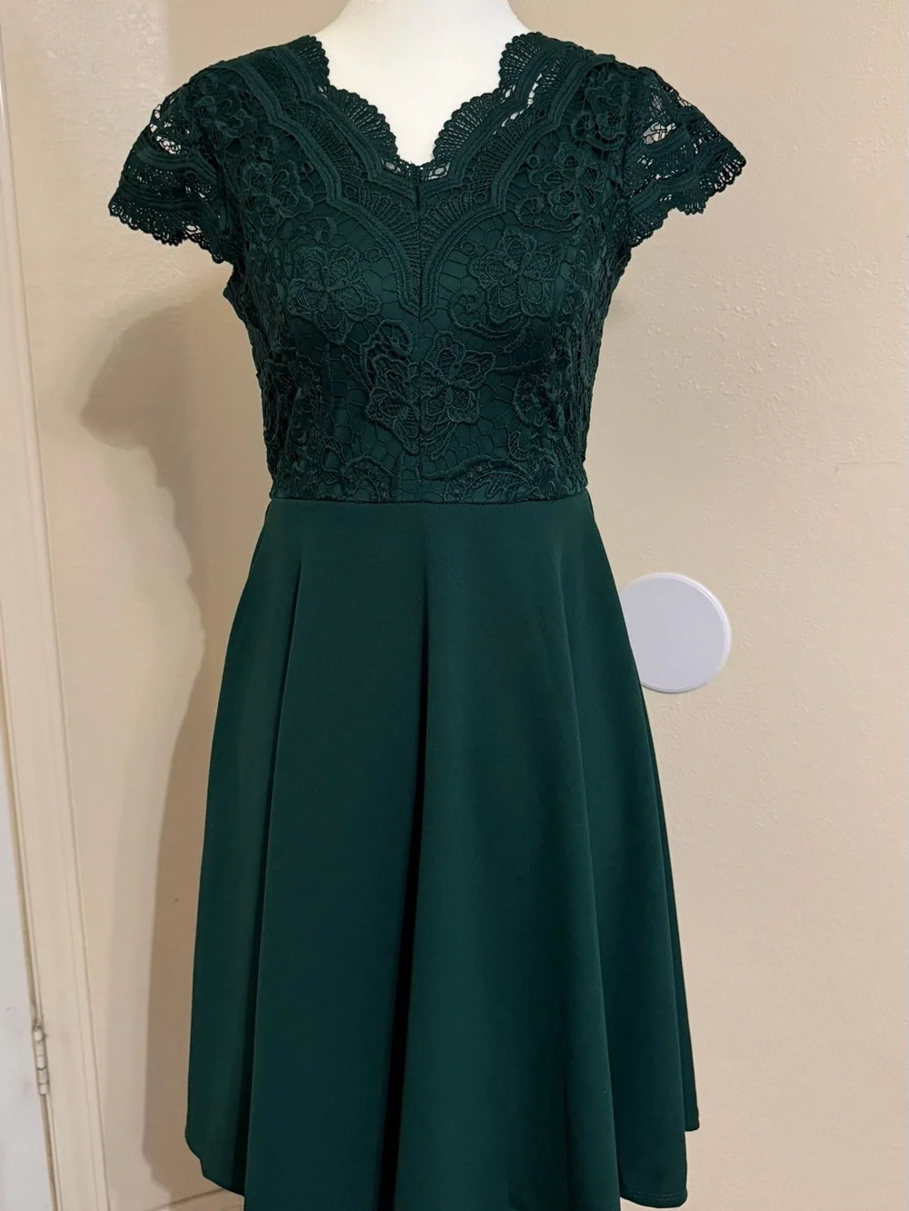 rare editions green dress Lace style: maternity